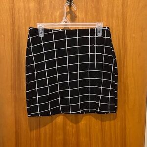 SHEIN Black and White Grid Pencil Skirt